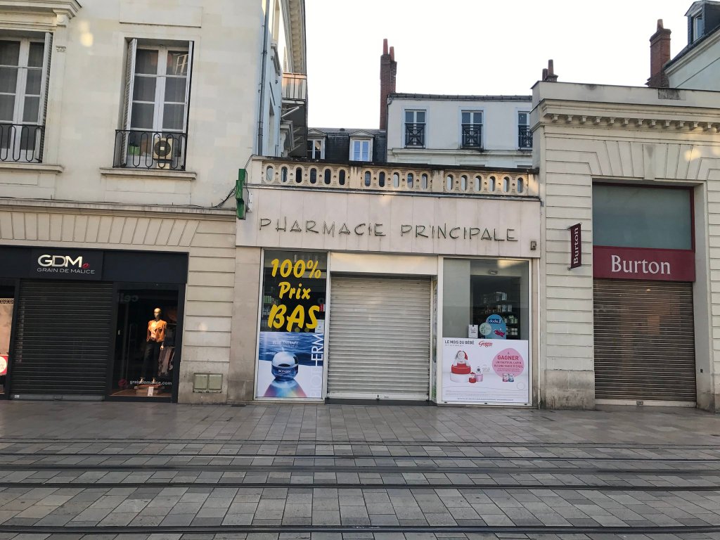 53 rue nationale 37000 tours
